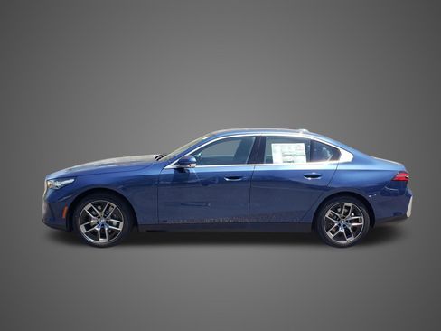 New 2027 BMW 530i xDrive w/ Premium Package AWD/4WD image 8