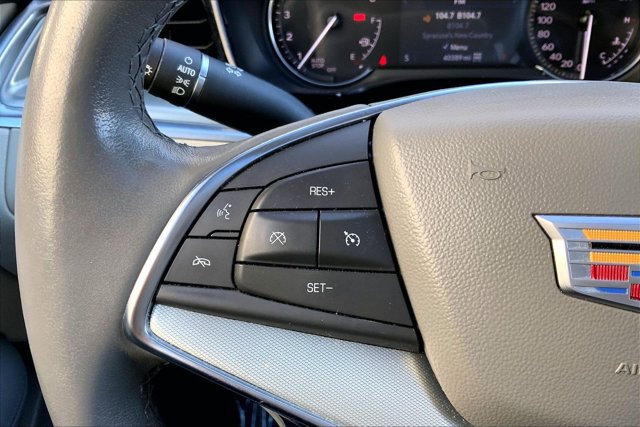 Used 2022 Cadillac XT5 Premium Luxury AWD/4WD image 18