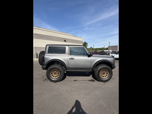 Used 2022 Ford Bronco Badlands AWD/4WD image 3