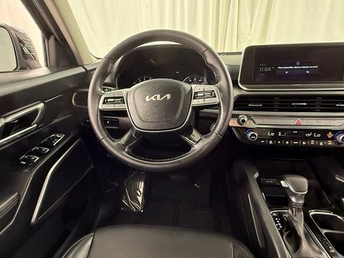 Used 2022 Kia Telluride LX AWD/4WD image 10