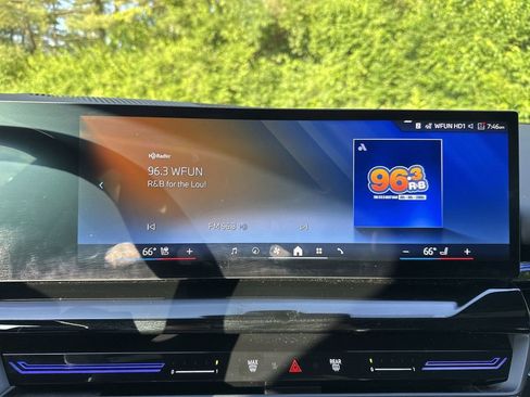 Used 2025 BMW 228i xDrive w/ Premium Package image 18