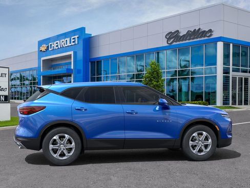 New 2025 Chevrolet Blazer LT image 6