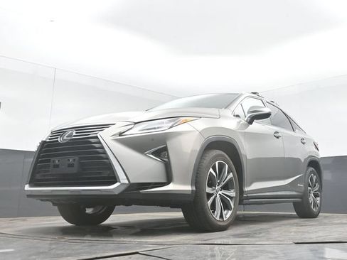 Used 2017 Lexus RX 450h AWD image 46
