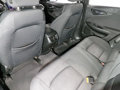Used 2020 Chevrolet Malibu LT image 10