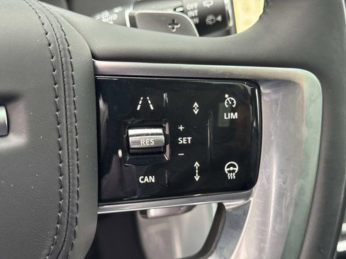New 2025 Land Rover Range Rover SE image 26