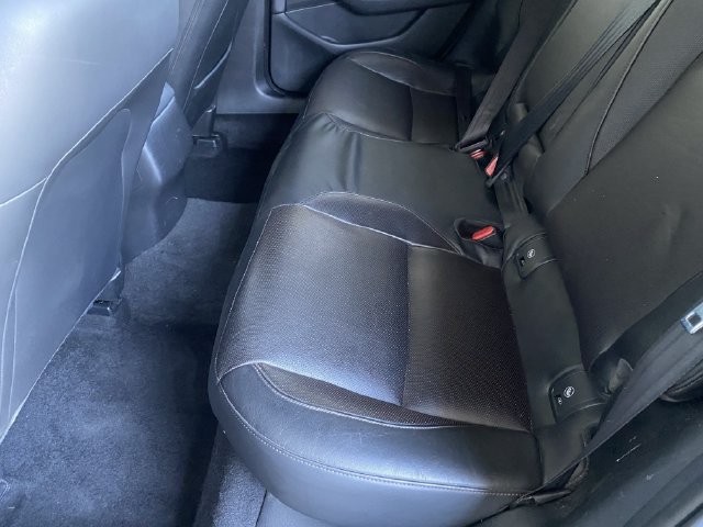 Used 2021 MAZDA MAZDA3 s FWD image 15