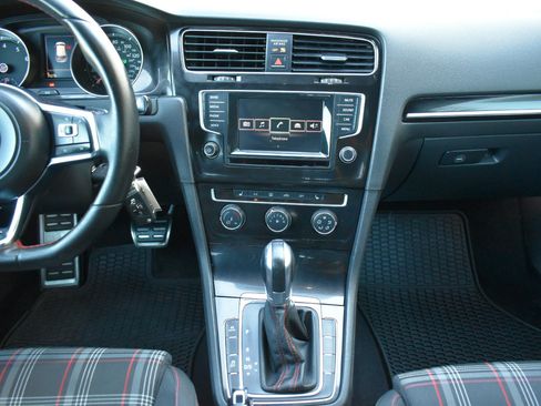 Used 2015 Volkswagen GTI S image 15