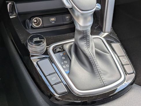 New 2026 Kia Seltos S FWD image 18
