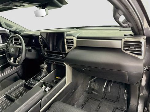 Certified 2025 Toyota Tundra Limited AWD/4WD image 30