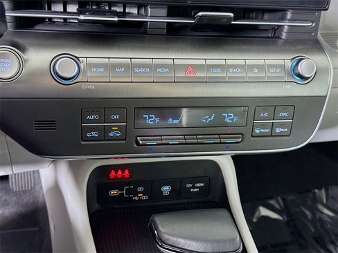 Certified 2024 Hyundai Kona SEL image 10