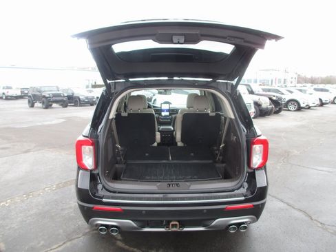 Used 2021 Ford Explorer Platinum w/ Equipment Group 601A image 6