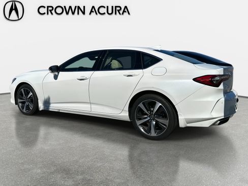 Used 2024 Acura TLX w/ Technology Package image 9