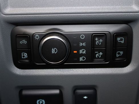 New 2025 Ford F150 Lariat w/ Equipment Group 501A Mid image 39