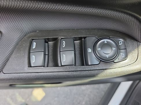 Used 2022 Chevrolet Equinox RS FWD image 20