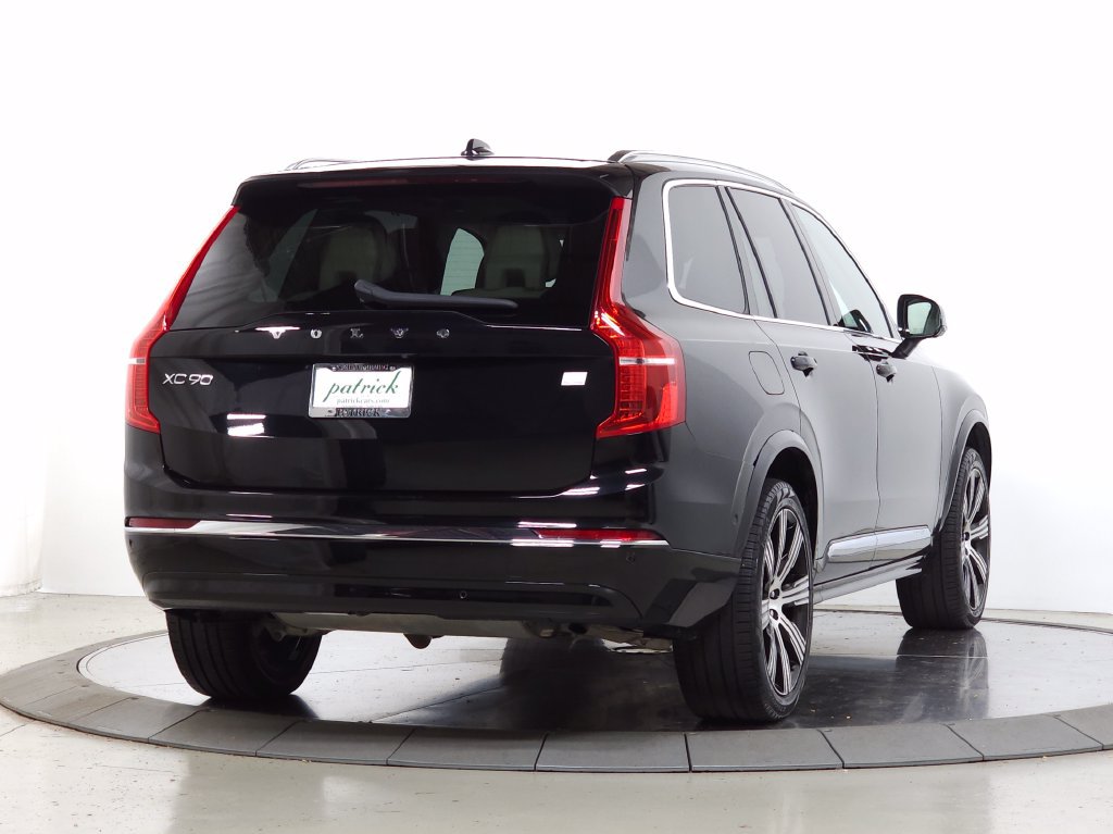 Used 2024 Volvo XC90 T8 Ultimate AWD/4WD image 10