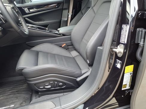 Certified 2026 Porsche Panamera Turbo AWD/4WD image 17