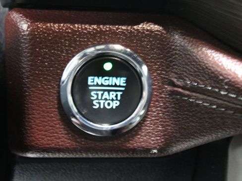 Used 2022 Ford Expedition Max Limited image 45