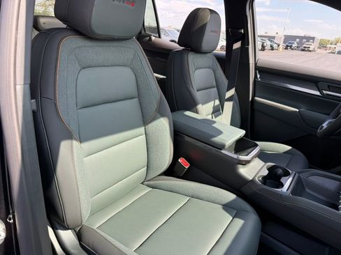 New 2026 GMC Terrain AT4 AWD/4WD image 39