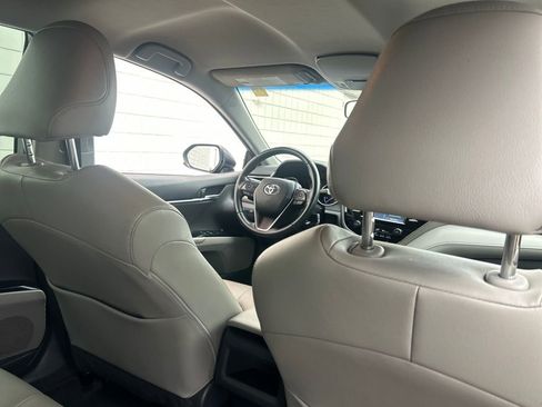 Used 2018 Toyota Camry SE image 48