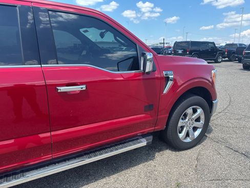 Used 2022 Ford F150 Lariat AWD/4WD image 11