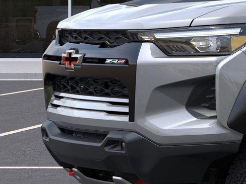 New 2026 Chevrolet Colorado ZR2 AWD/4WD image 13