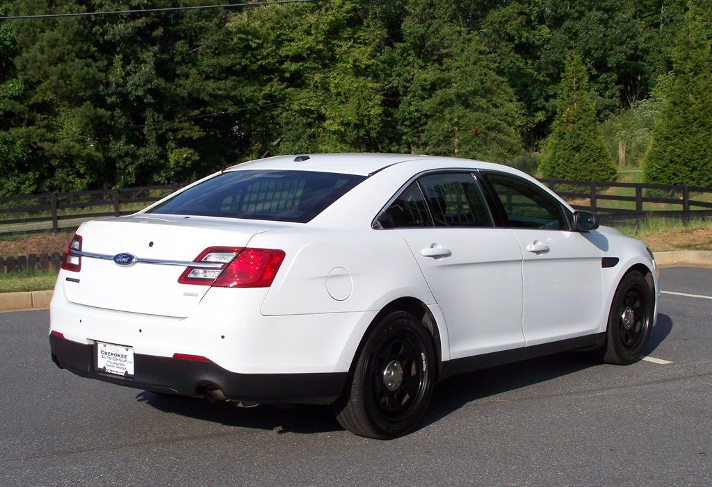 Used 2015 Ford Taurus Police Interceptor AWD w/ Ultimate Wiring Package image 4