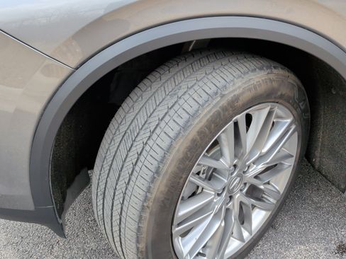 Used 2023 Acura MDX SH-AWD w/ Advance Package image 13