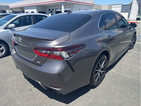 Used 2024 Toyota Camry SE FWD image 4
