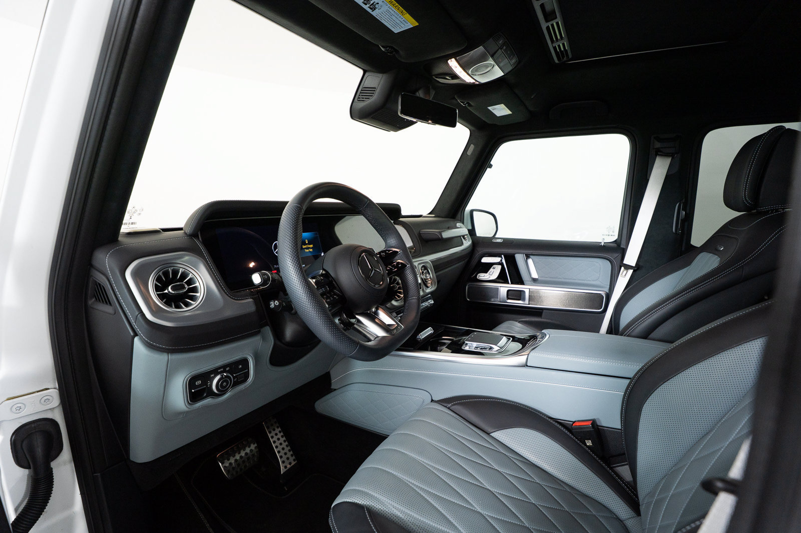 Used 2025 Mercedes-Benz G 63 AMG 4MATIC image 26