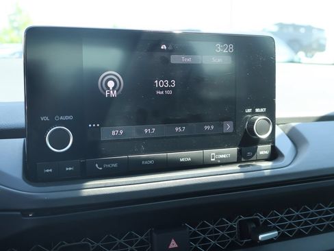 Used 2023 Honda Accord EX image 36