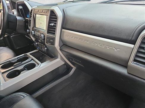 Used 2021 Ford F250 Lariat w/ Lariat Ultimate Package AWD/4WD image 23