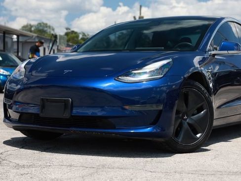 Used 2020 Tesla Model 3 Standard Range Plus RWD image 28