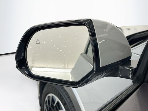 Used 2024 Hyundai Ioniq 5 Limited AWD/4WD image 16
