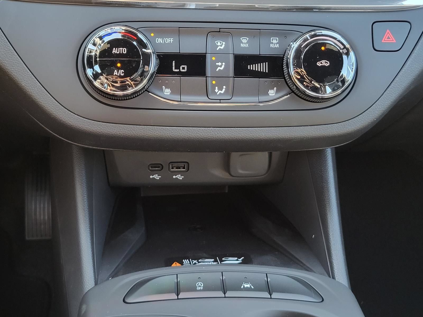 New 2026 Buick Envista Preferred w/ Convenience I Package FWD image 10