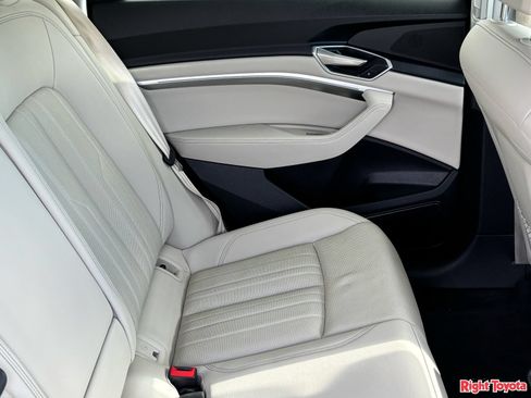 Used 2019 Audi e-tron Premium Plus AWD/4WD image 14