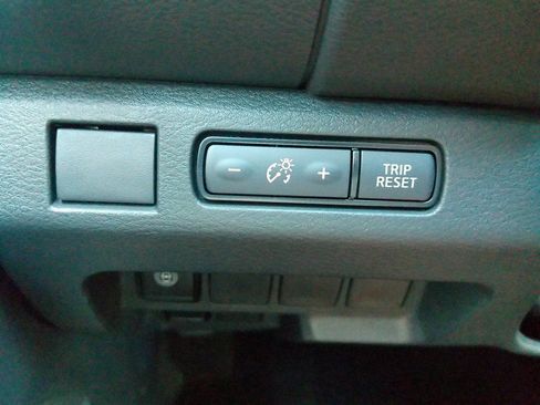 New 2026 Nissan Frontier SV w/ Tow Package image 39