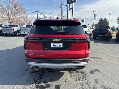 New 2026 Chevrolet Traverse LT w/ Driver Confidence Package image 6