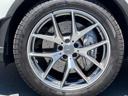 Used 2022 Mercedes-Benz GLC 43 AMG 4MATIC image 36