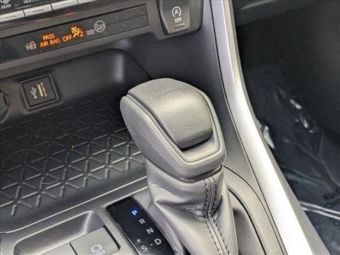 Used 2025 Toyota RAV4 XLE image 12