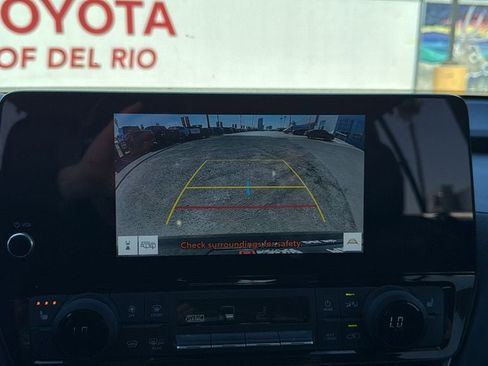 Used 2024 Toyota Grand Highlander XLE image 22