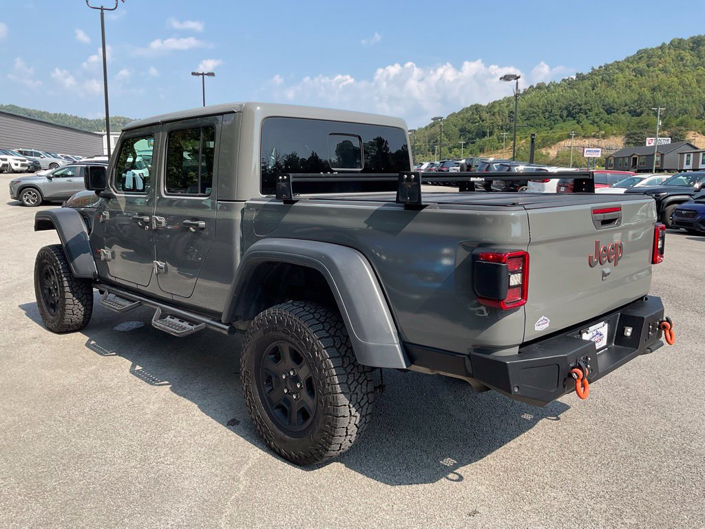 Used 2022 Jeep Gladiator Mojave w/ LED Lighting Group AWD/4WD image 4