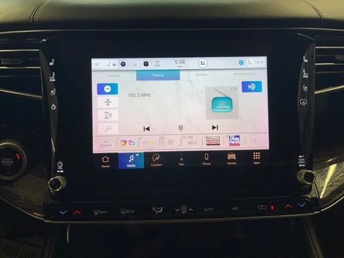 Used 2022 Jeep Wagoneer Series III w/ Premium Group I image 21