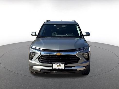 Used 2025 Chevrolet TrailBlazer LT image 4