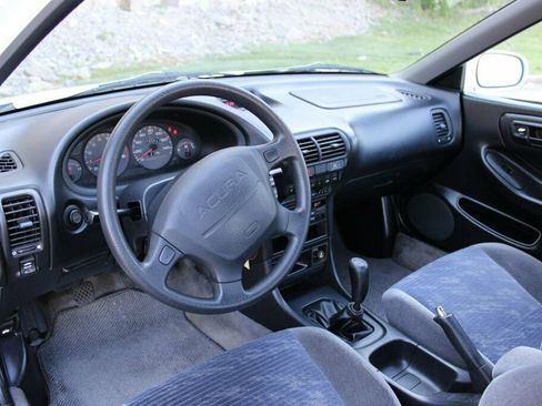 Used 1994 Acura Integra LS FWD image 10