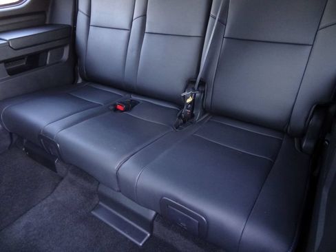 Used 2024 Toyota Sequoia Platinum AWD/4WD image 9