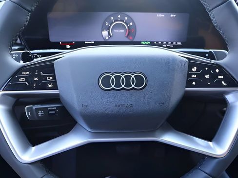 New 2026 Audi Q3 quattro 2.0T AWD/4WD image 18