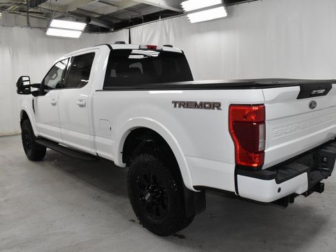 Used 2022 Ford F250 Lariat w/ Tremor Off-Road Package image 7