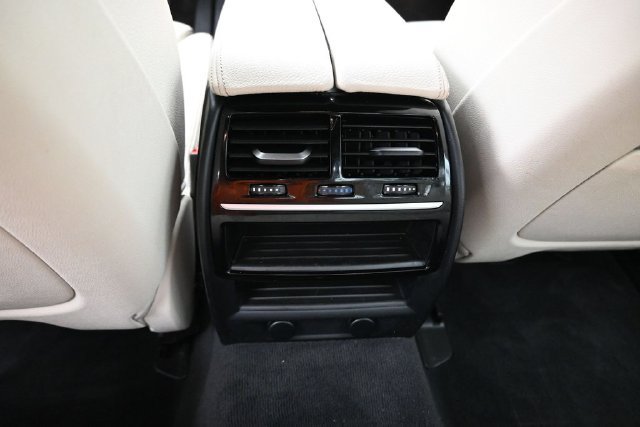 Used 2018 BMW 530e RWD image 15