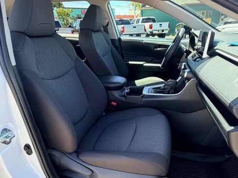 Used 2023 Toyota RAV4 XLE w/ Convenience Package FWD image 21