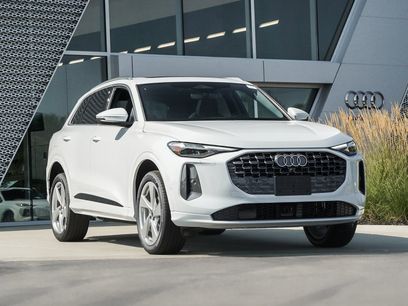 New 2025 Audi Q5 Premium Plus